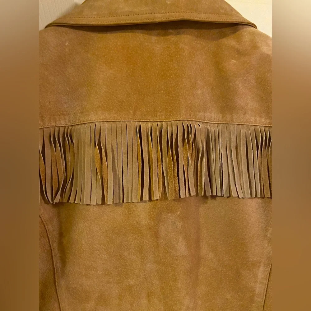 🤠🎶 EUC Women’s 100% Genuine Leather Fringe Jacket💯 - Picture 14 of 16